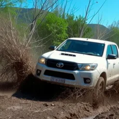 Certificación Internacional en Manejo Defensivo y 4x4 Alta Montaña